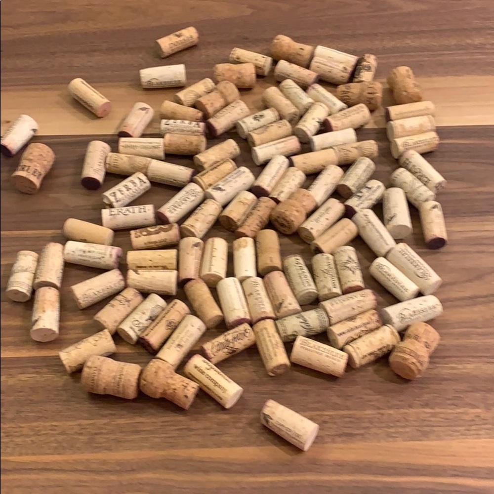 Assorted Corks - 100 - Picture 2 of 2